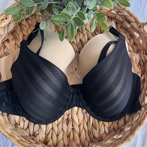 EUC SIX 40C Maidenform T-shirt Bras